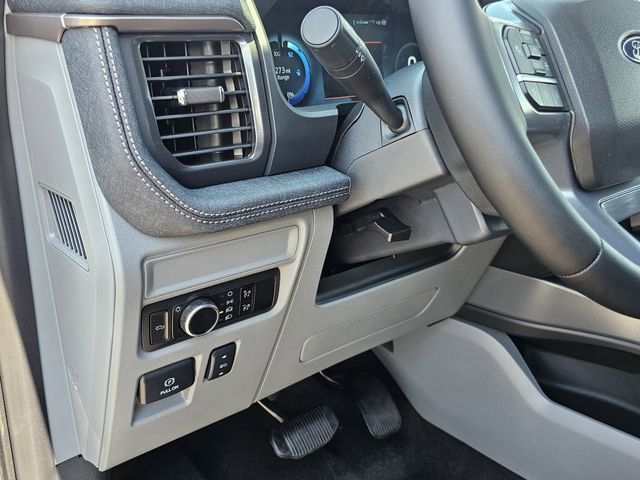 New 2025 Ford F150 Lightning XLT AWD/4WD image 18