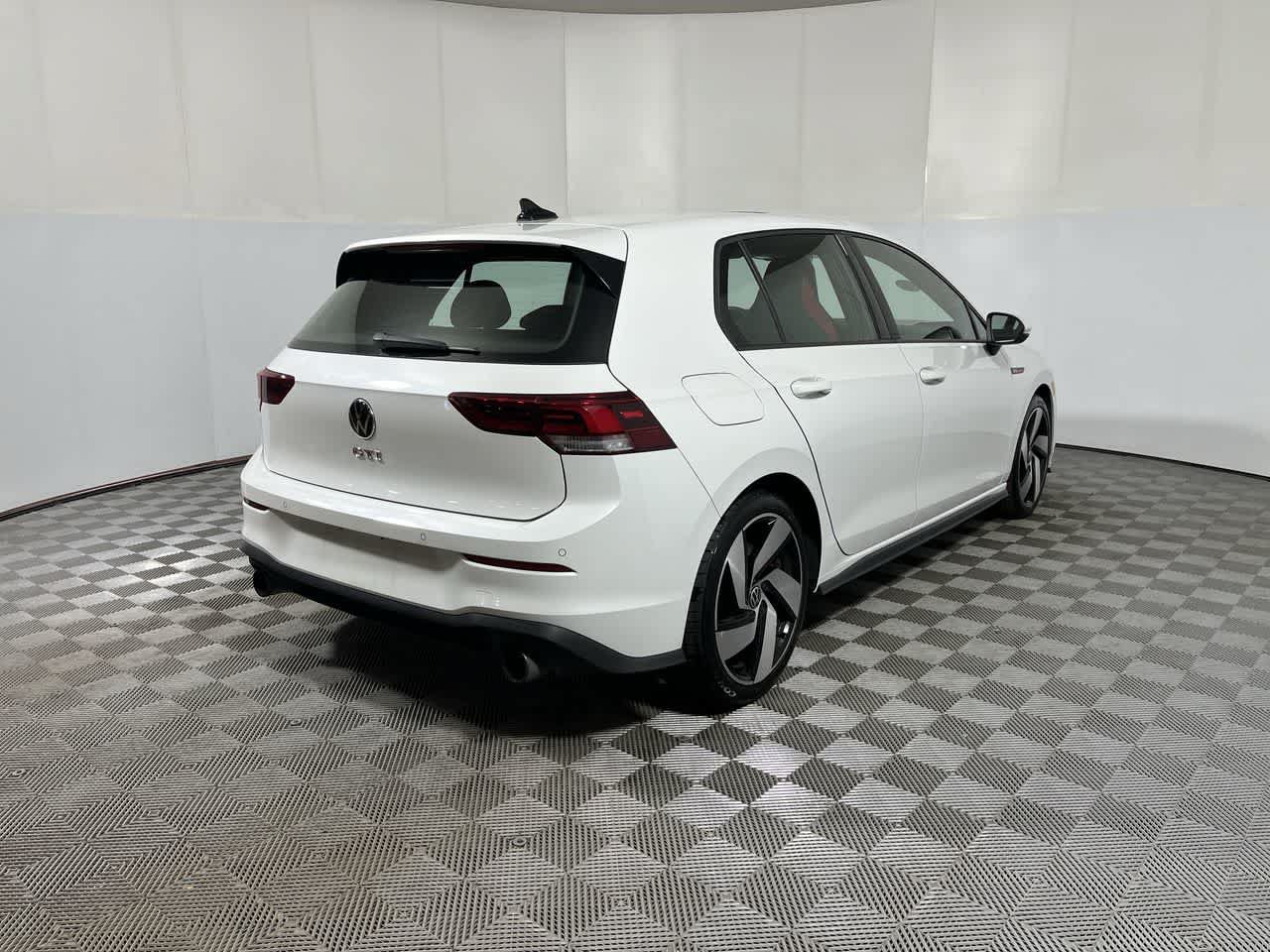 Used 2023 Volkswagen GTI SE FWD image 8