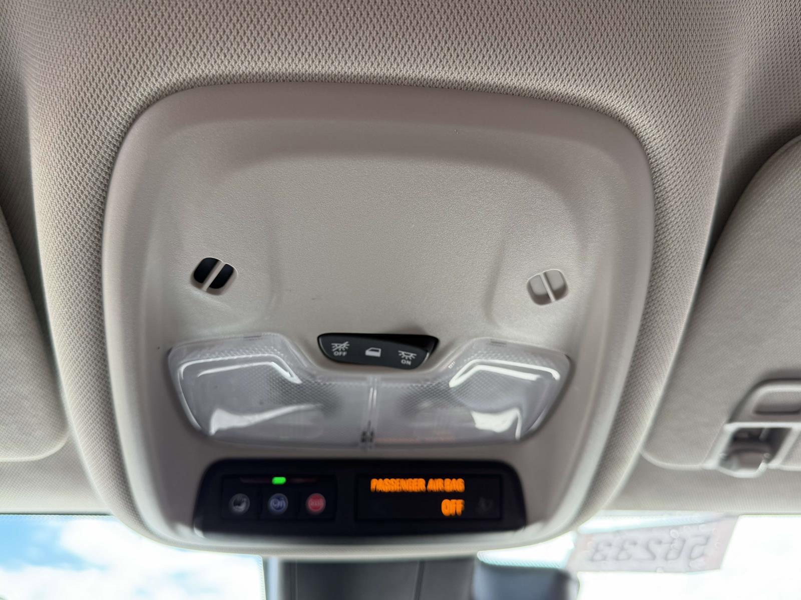 Certified 2023 Buick Encore GX Preferred FWD image 27