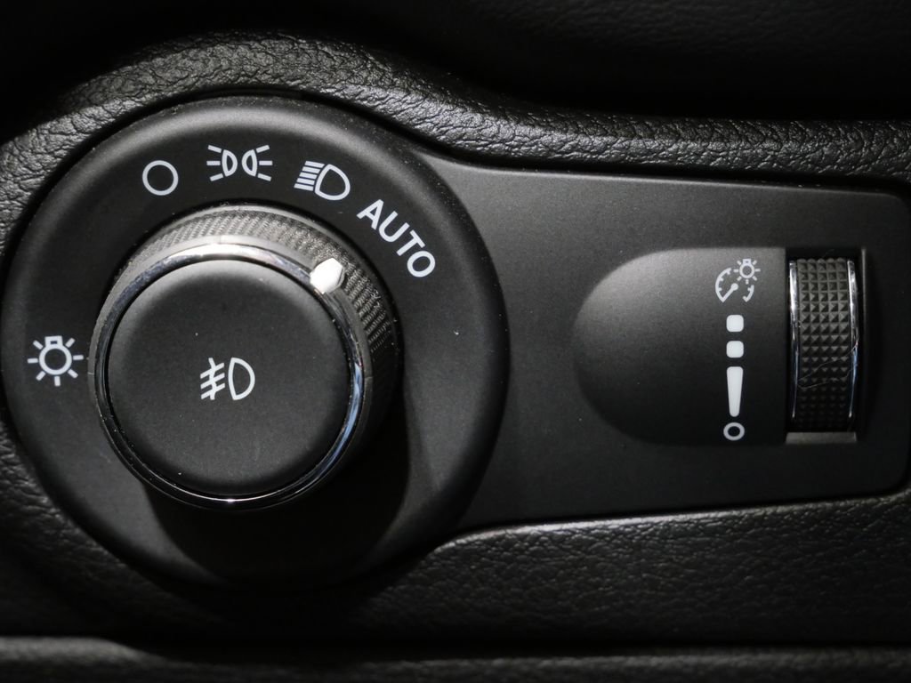Used 2022 Dodge Durango GT AWD/4WD image 15