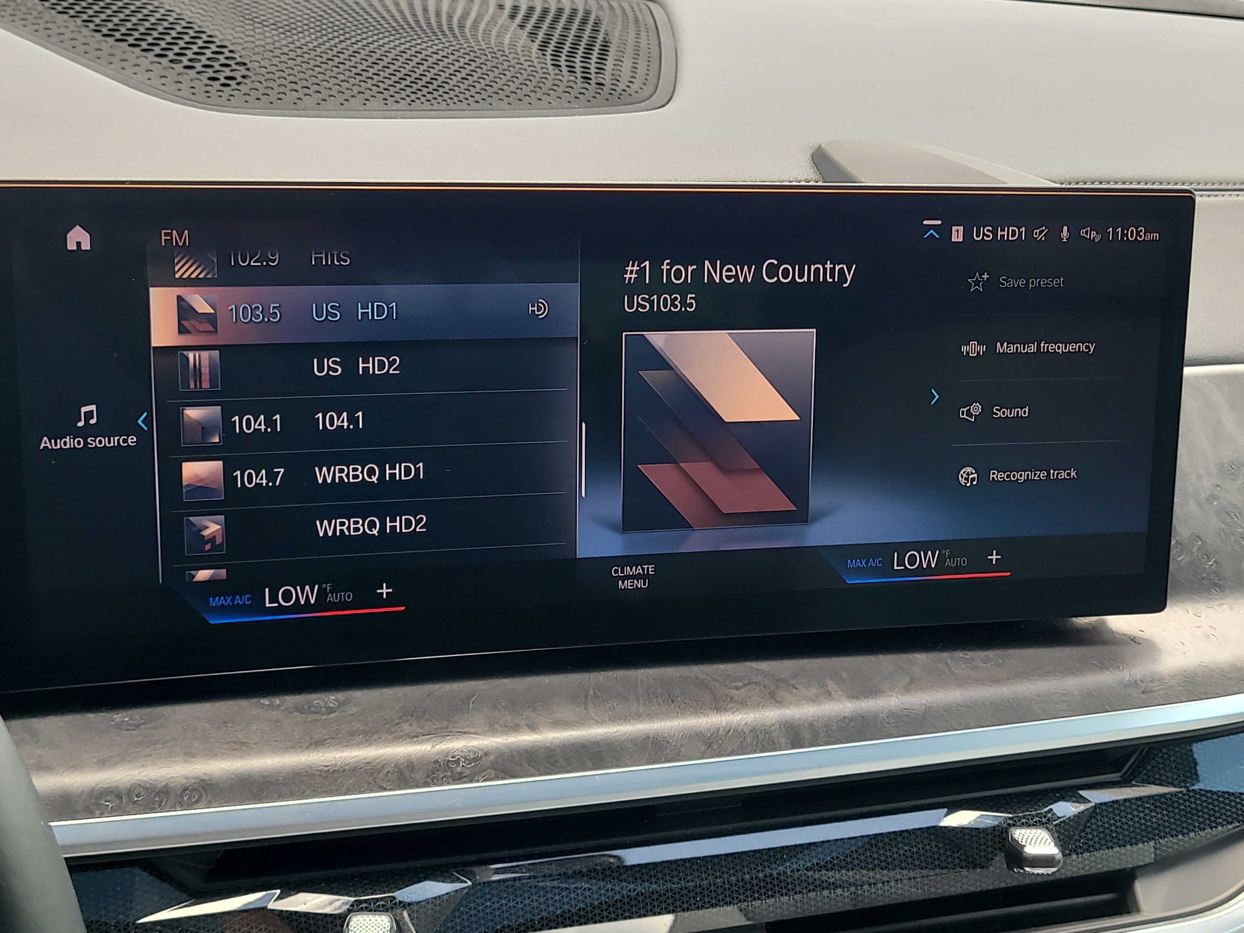 Used 2023 BMW X7 xDrive40i w/ Premium Package AWD/4WD image 26