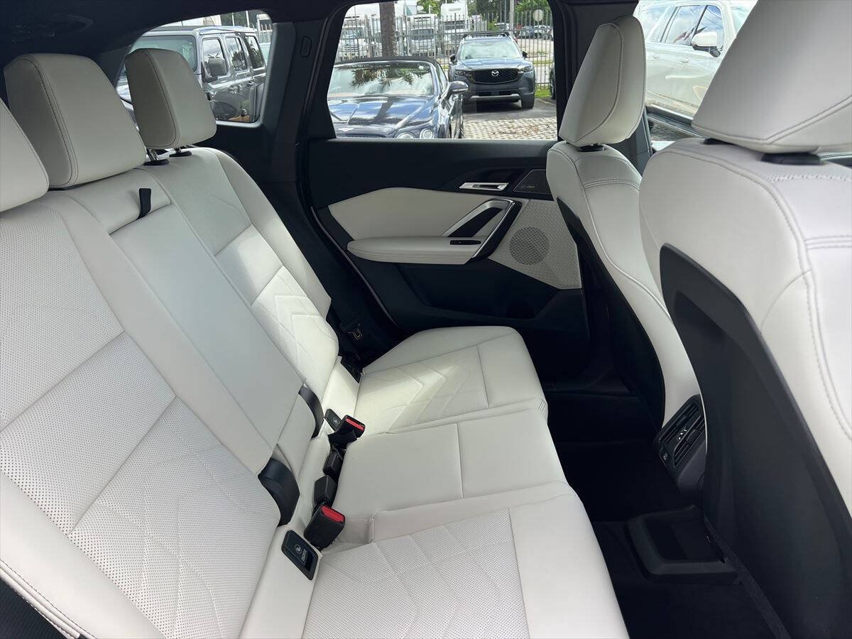 Used 2026 BMW X1 xDrive28i w/ Convenience Package AWD/4WD image 9