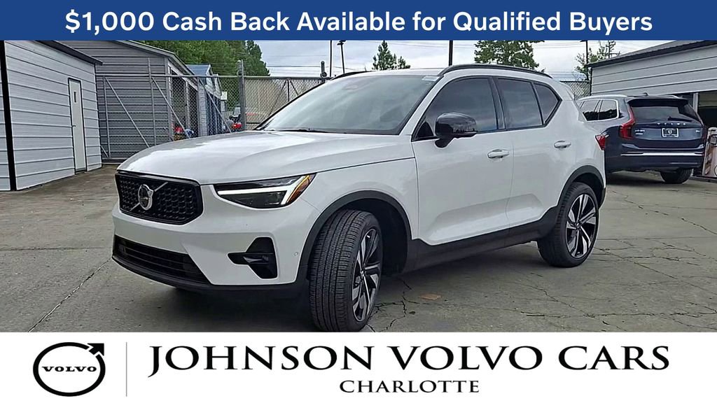 New 2026 Volvo XC40 B5 Ultra w/ Protection Package Premier AWD/4WD image 8