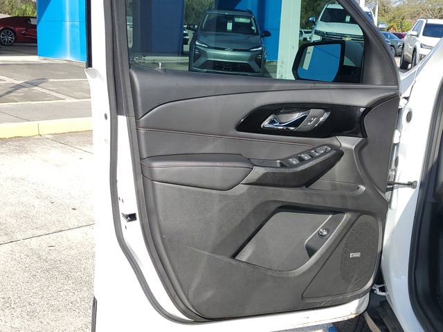 Used 2023 Chevrolet Traverse RS image 19