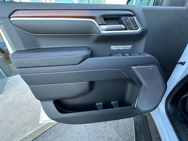 New 2026 GMC Sierra 1500 Denali w/ Denali Reserve Package image 13