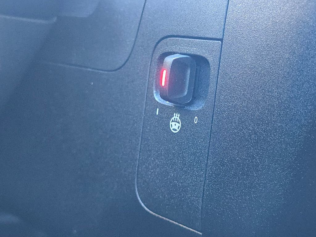 Certified 2022 Mercedes-Benz GLB 250 4MATIC image 33