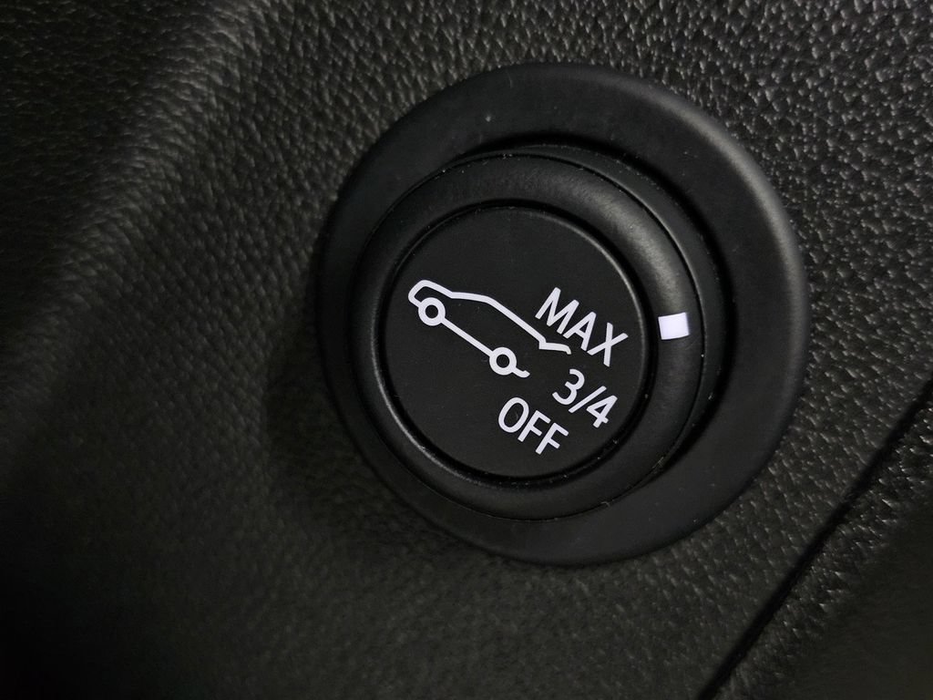 Used 2024 Chevrolet Equinox LT w/ LPO, Floor Liner Package AWD/4WD image 29