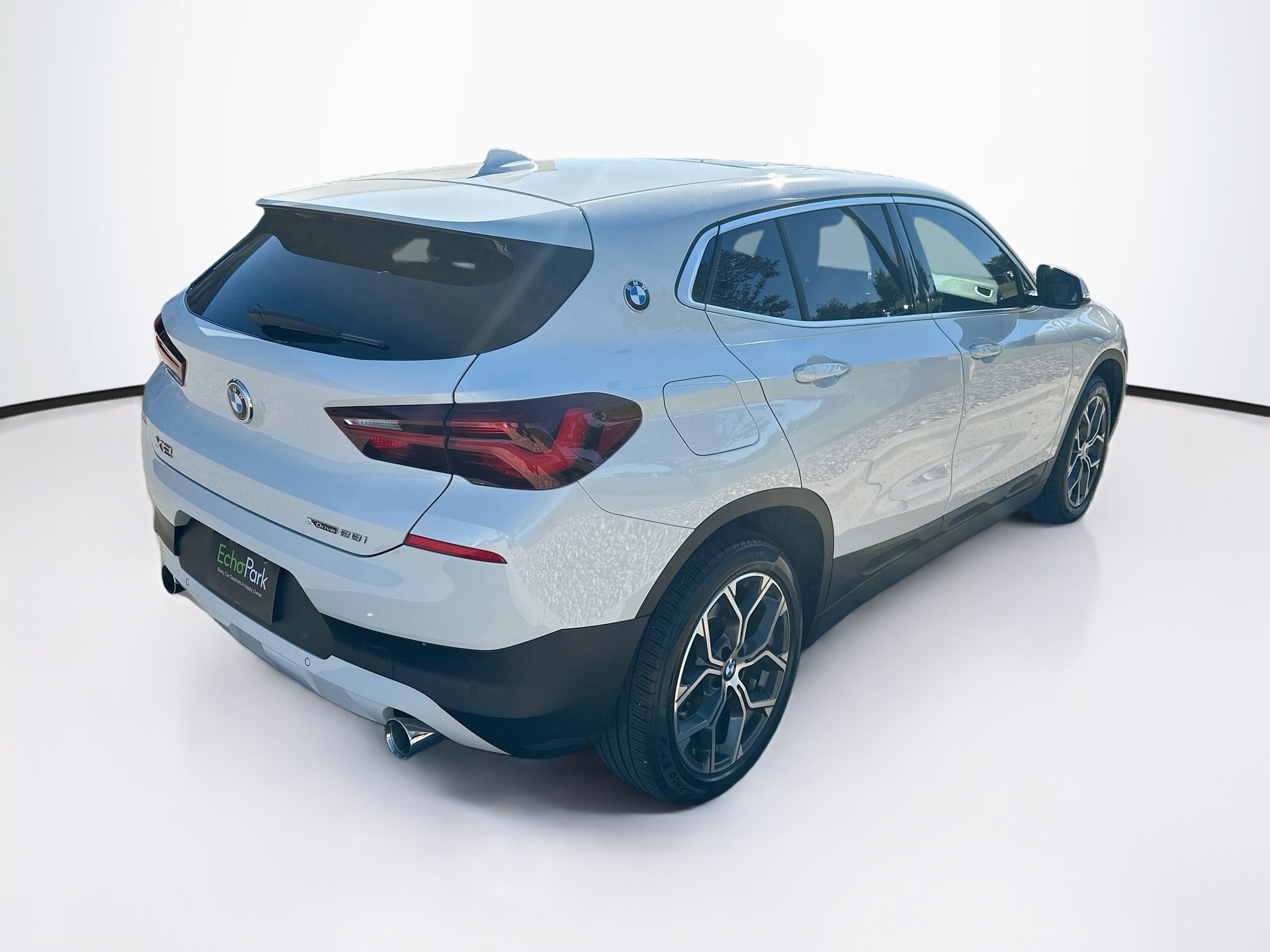 Used 2023 BMW X2 xDrive28i w/ Convenience Package AWD/4WD image 9