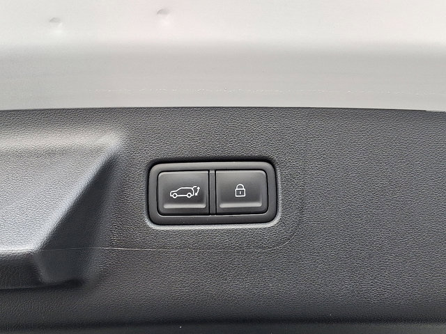 Used 2025 Hyundai Santa Fe SEL AWD/4WD image 46