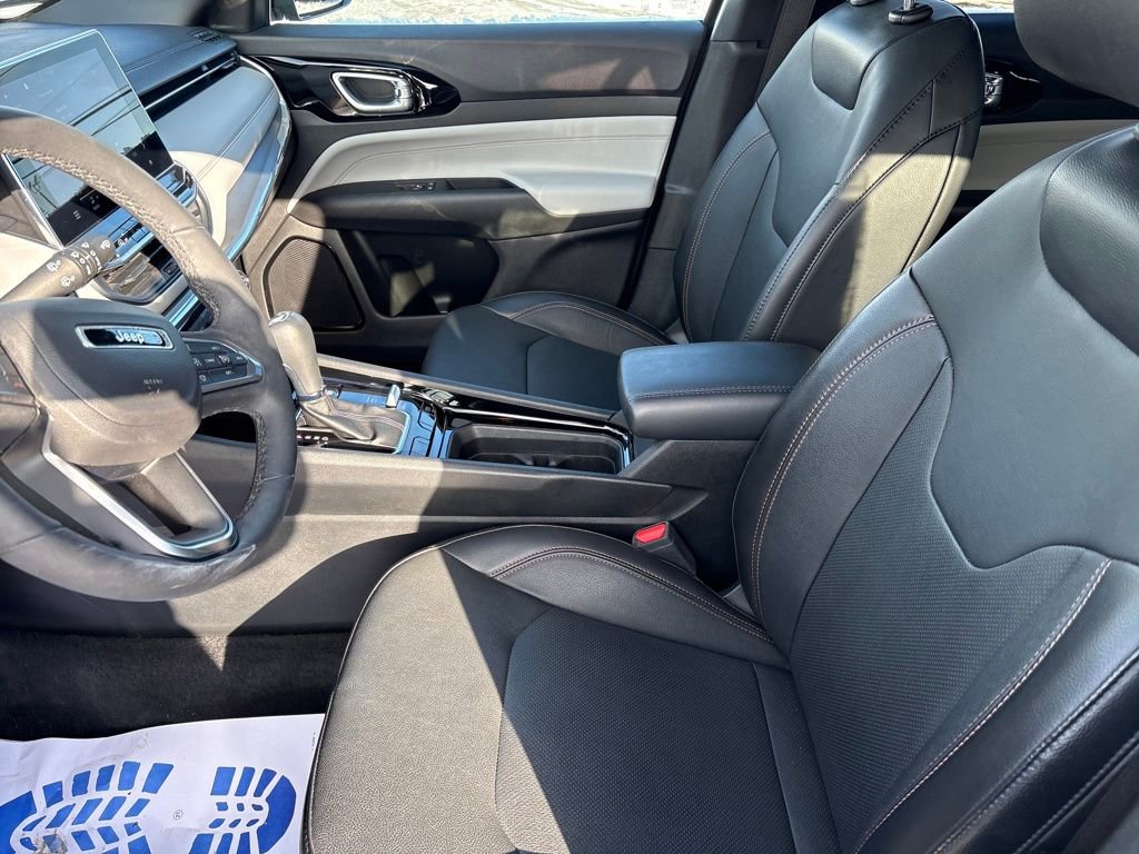 Certified 2023 Jeep Compass Limited image 17