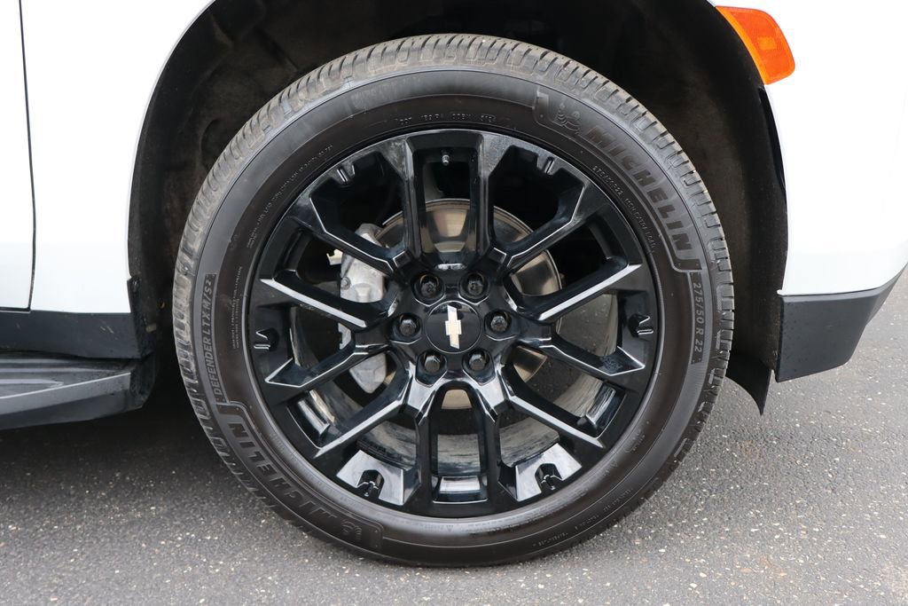 Used 2022 Chevrolet Tahoe LT w/ Luxury Package image 15