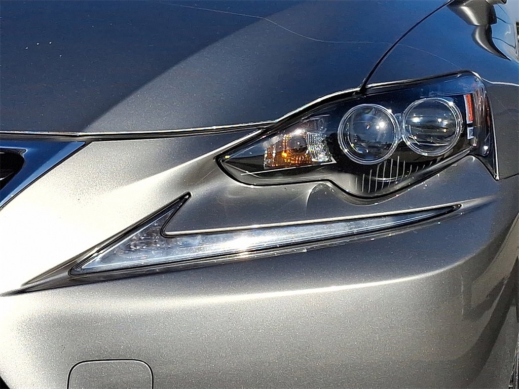 Used 2015 Lexus IS 350 AWD image 29