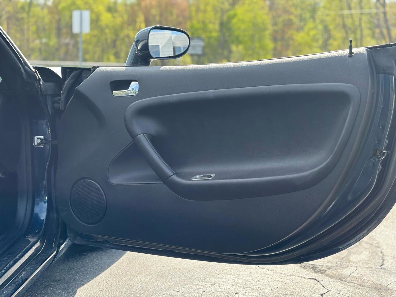 Used 2006 Pontiac Solstice Convertible w/ Power Package RWD image 24