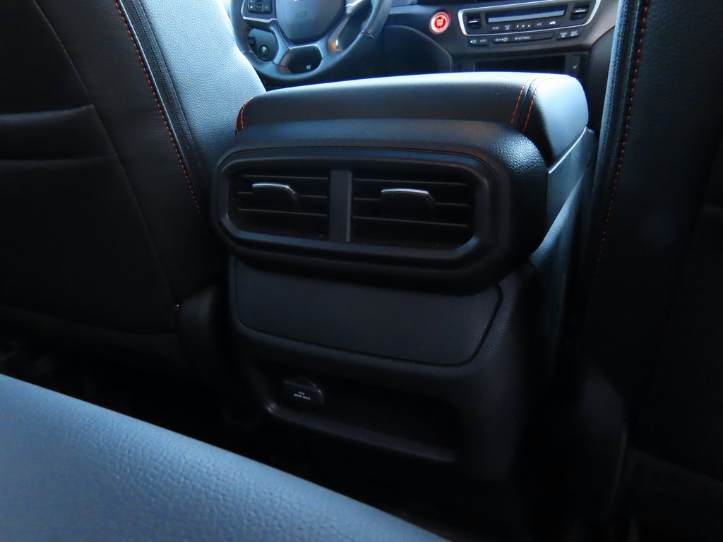 Used 2025 Honda Ridgeline TrailSport image 14