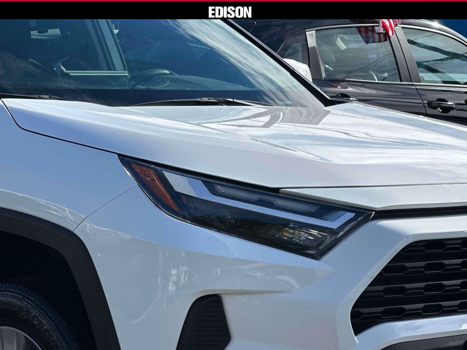 Used 2025 Toyota RAV4 XLE AWD/4WD image 7