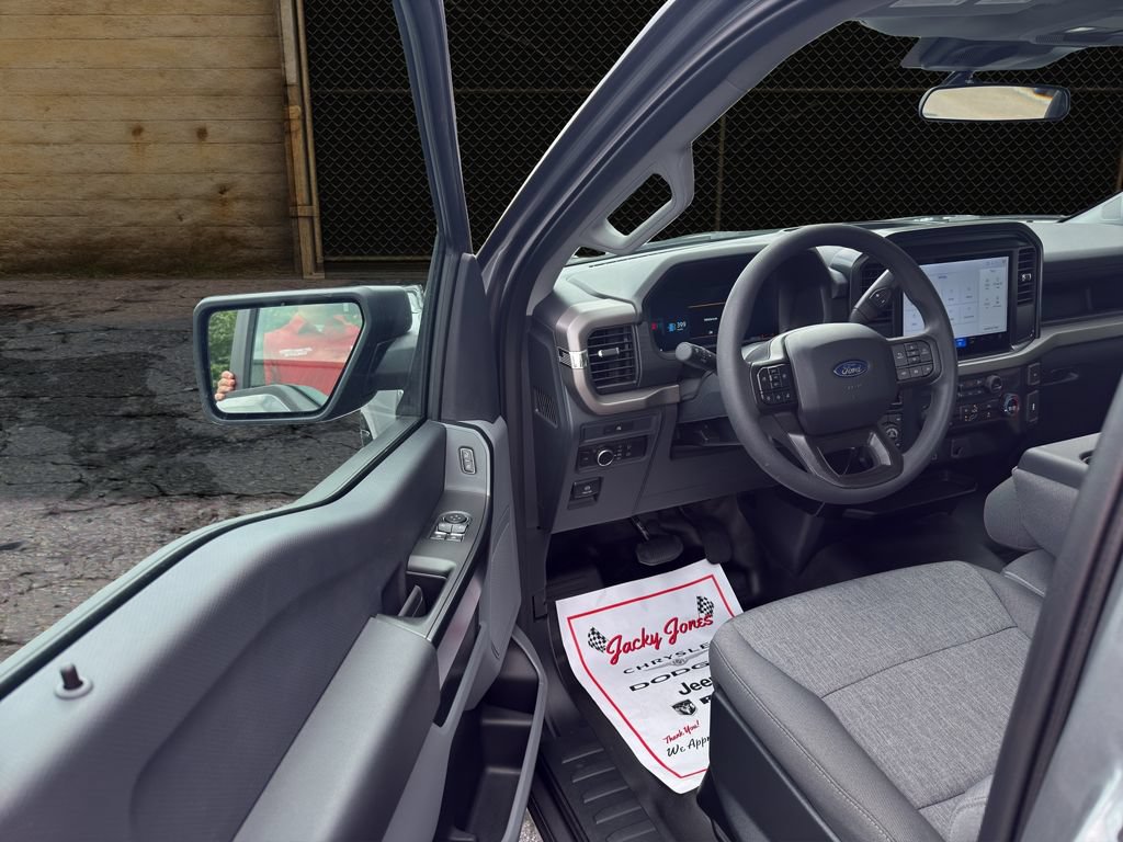 Used 2025 Ford F150 XL AWD/4WD image 6
