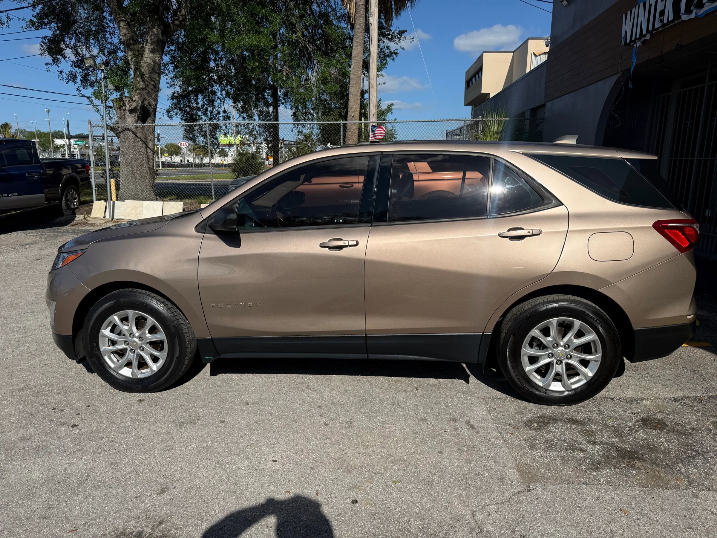 Used 2019 Chevrolet Equinox LS FWD image 7