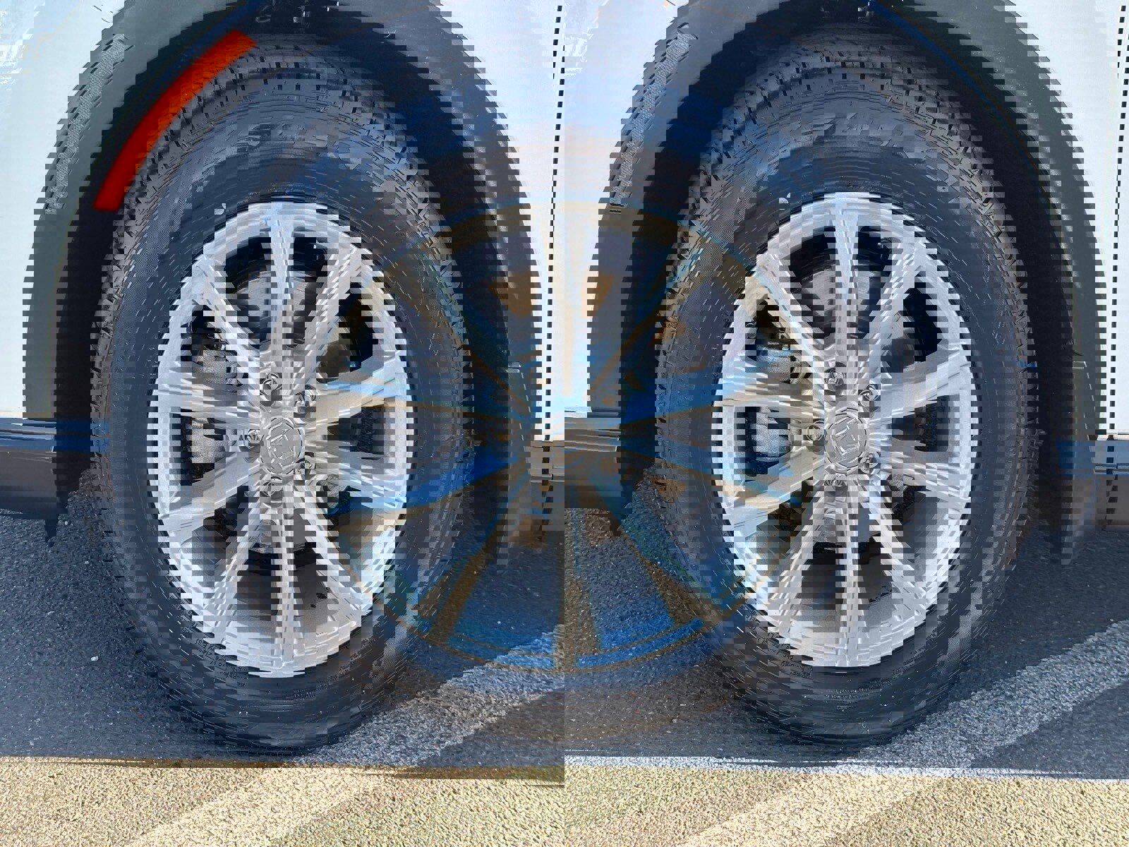 Used 2024 Honda CR-V EX image 11