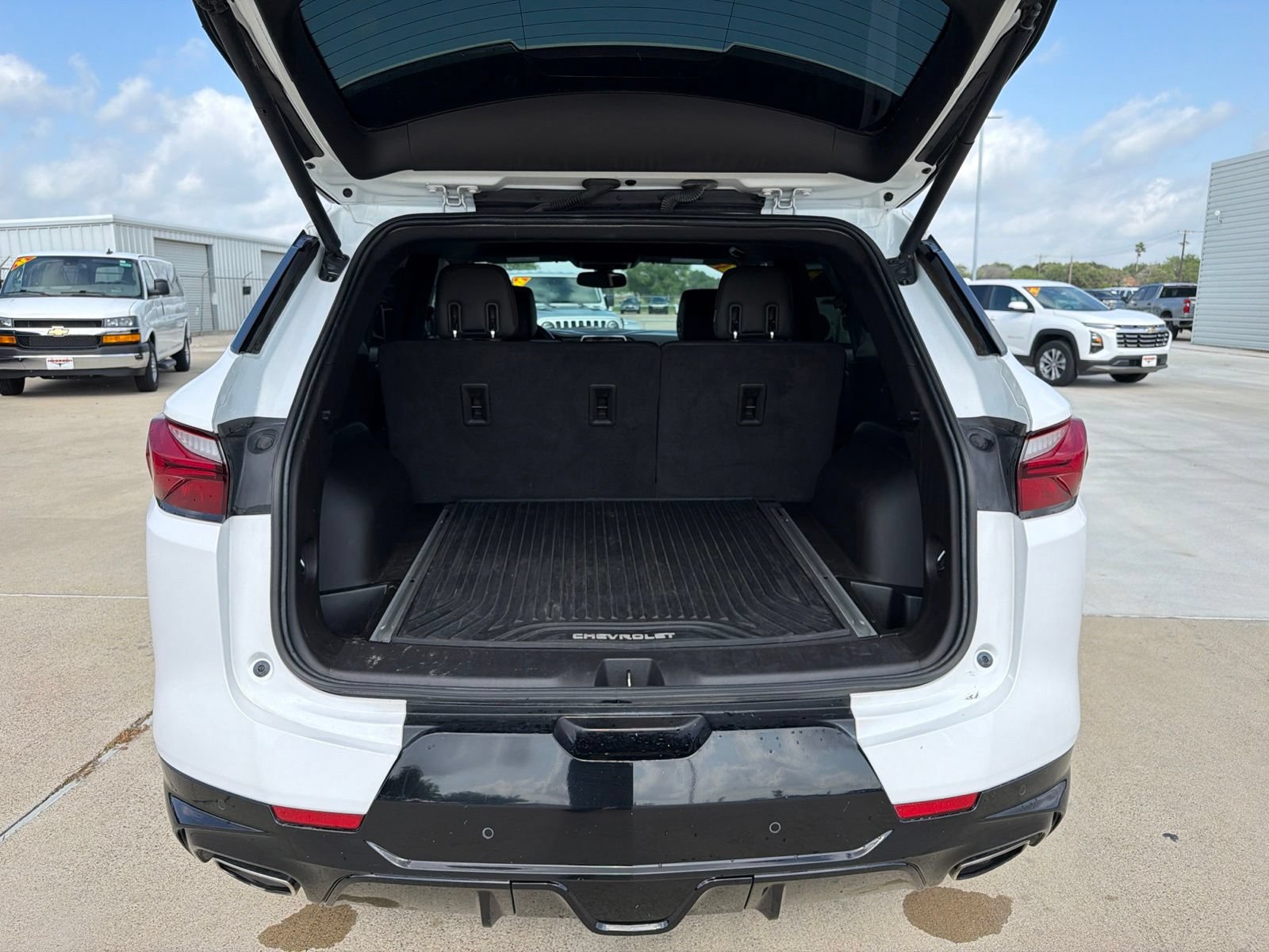 Used 2019 Chevrolet Blazer RS FWD image 36
