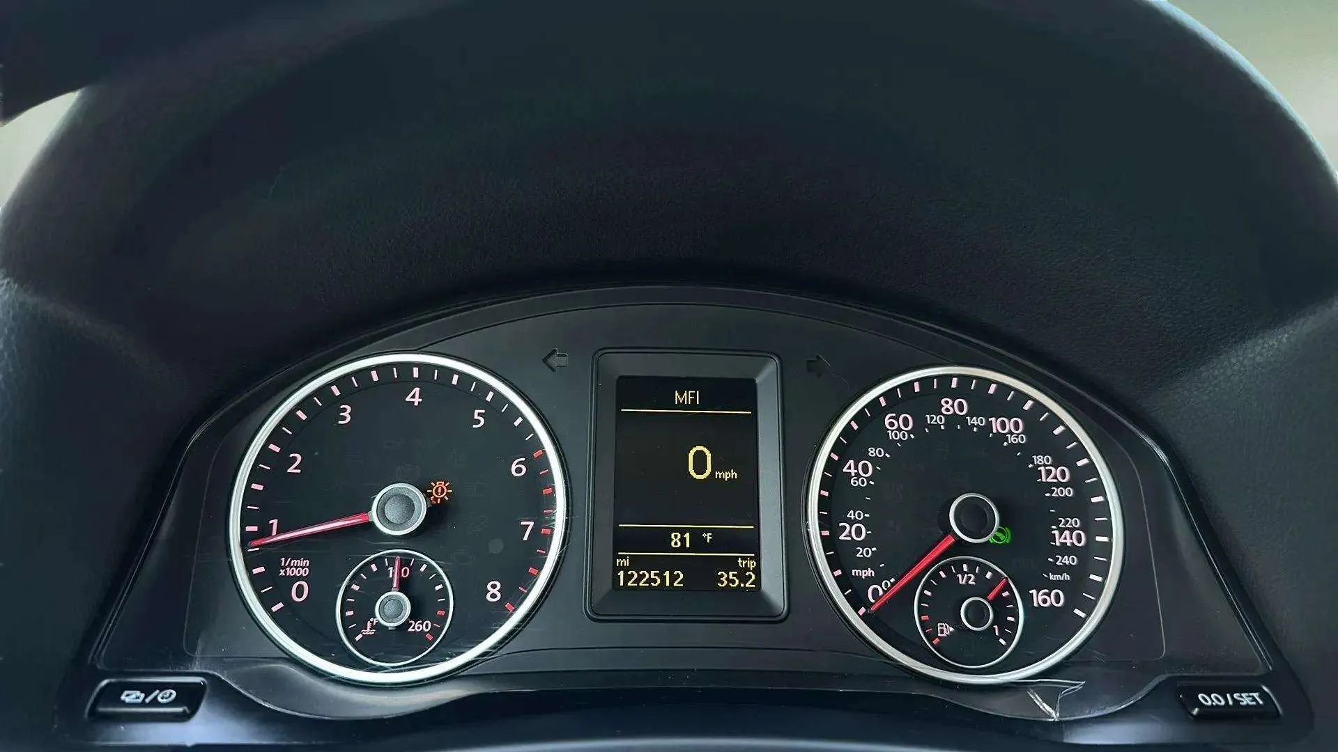 Used 2016 Volkswagen Tiguan S image 33