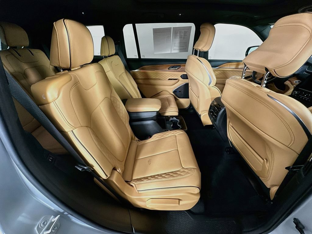 Certified 2025 Jeep Grand Cherokee L Summit AWD/4WD image 41