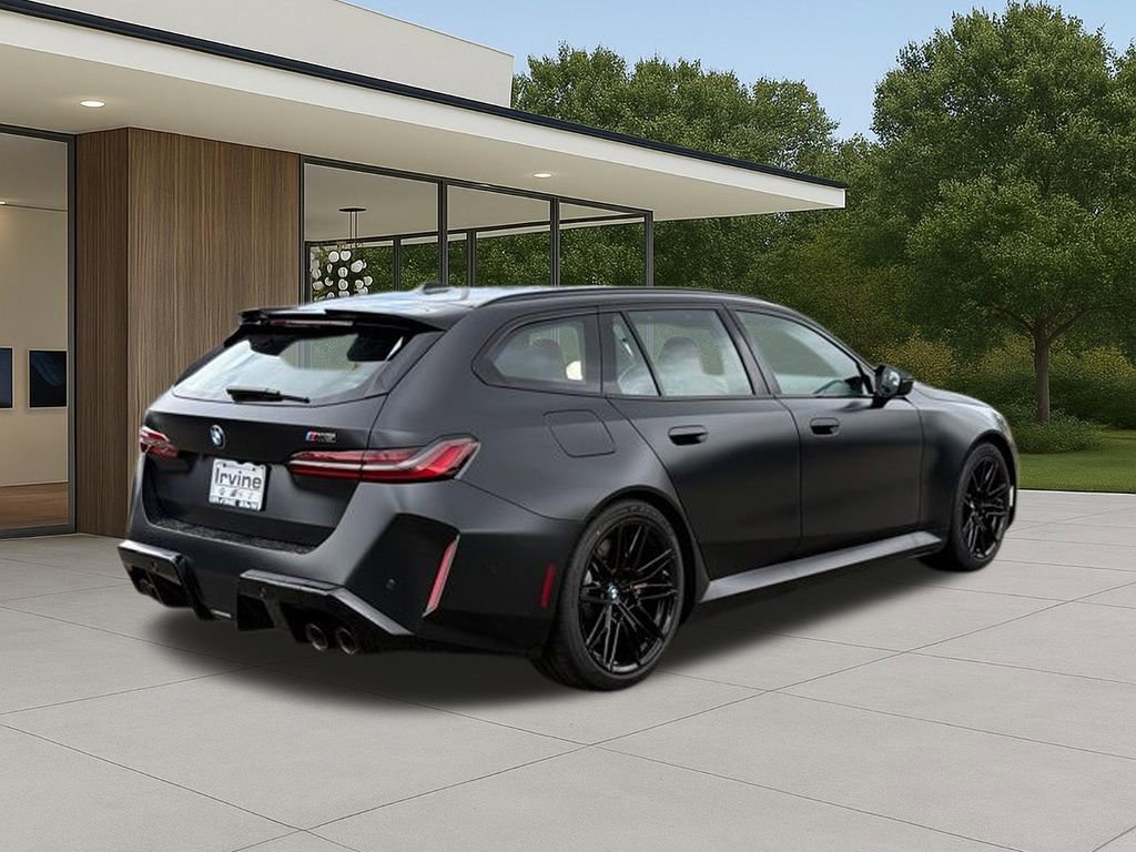 New 2026 BMW M5 Touring image 8