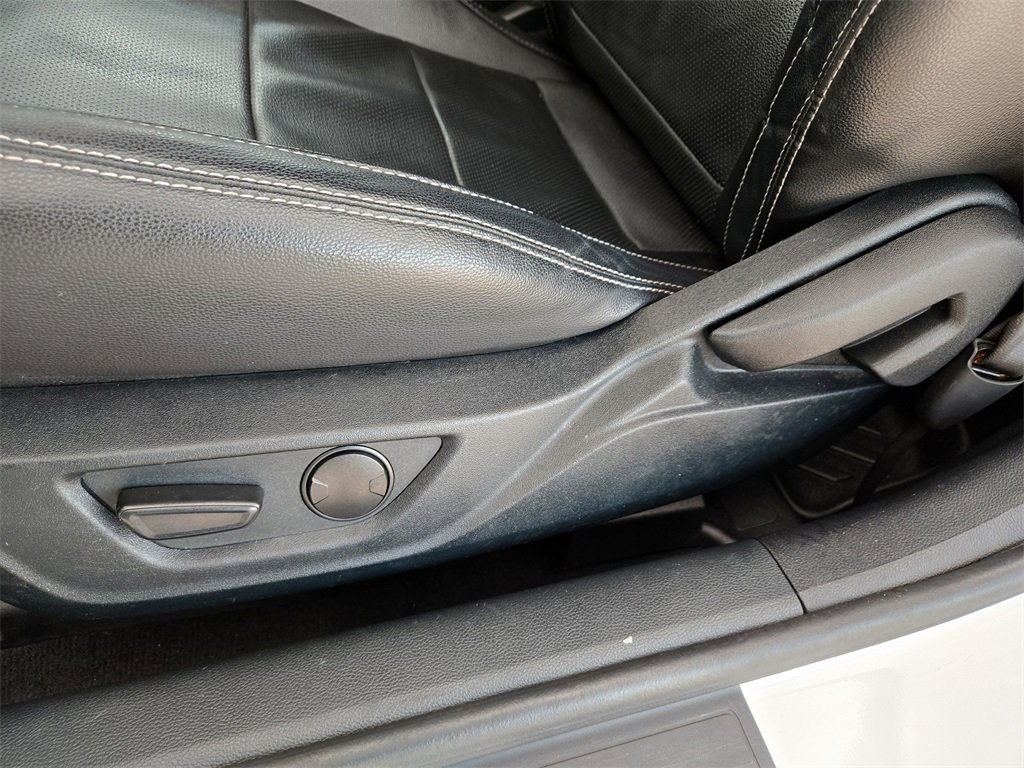 Used 2022 Ford Mustang Premium image 26