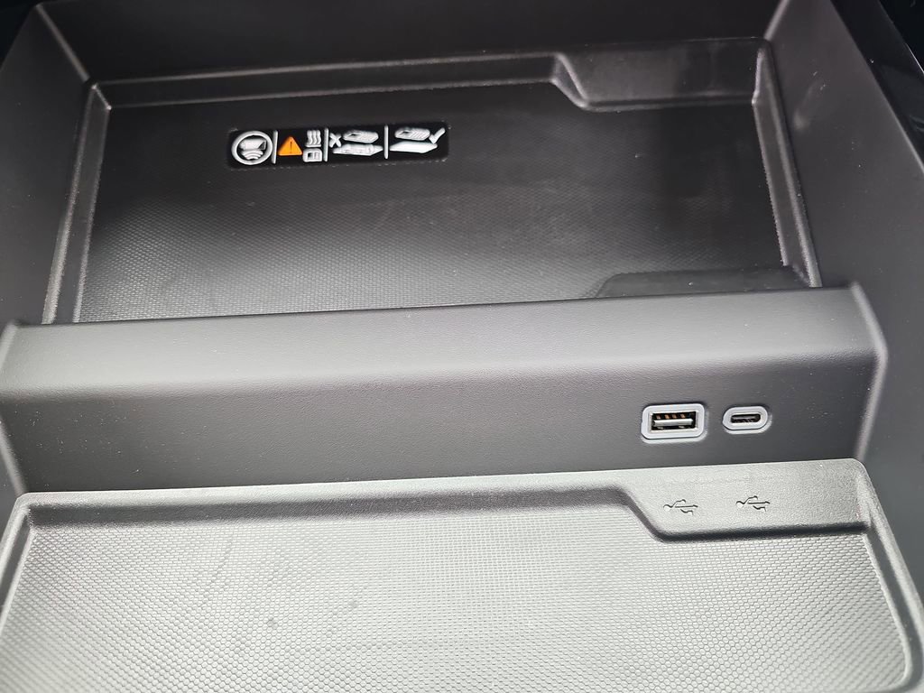 New 2026 Chevrolet Tahoe RST w/ RST Performance Edition AWD/4WD image 27