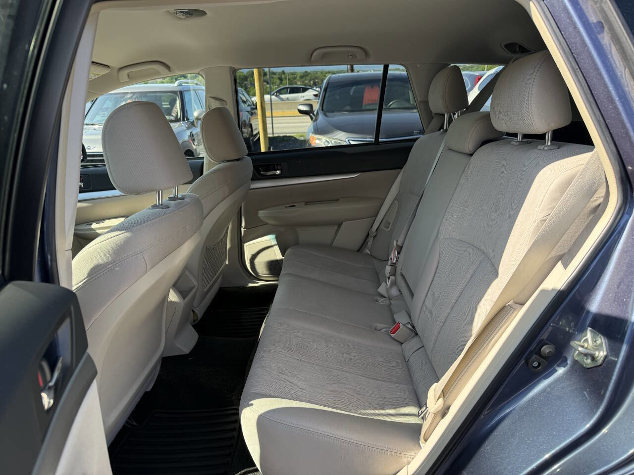 Used 2014 Subaru Outback 2.5i Premium w/ Popular Package #3 AWD/4WD image 15