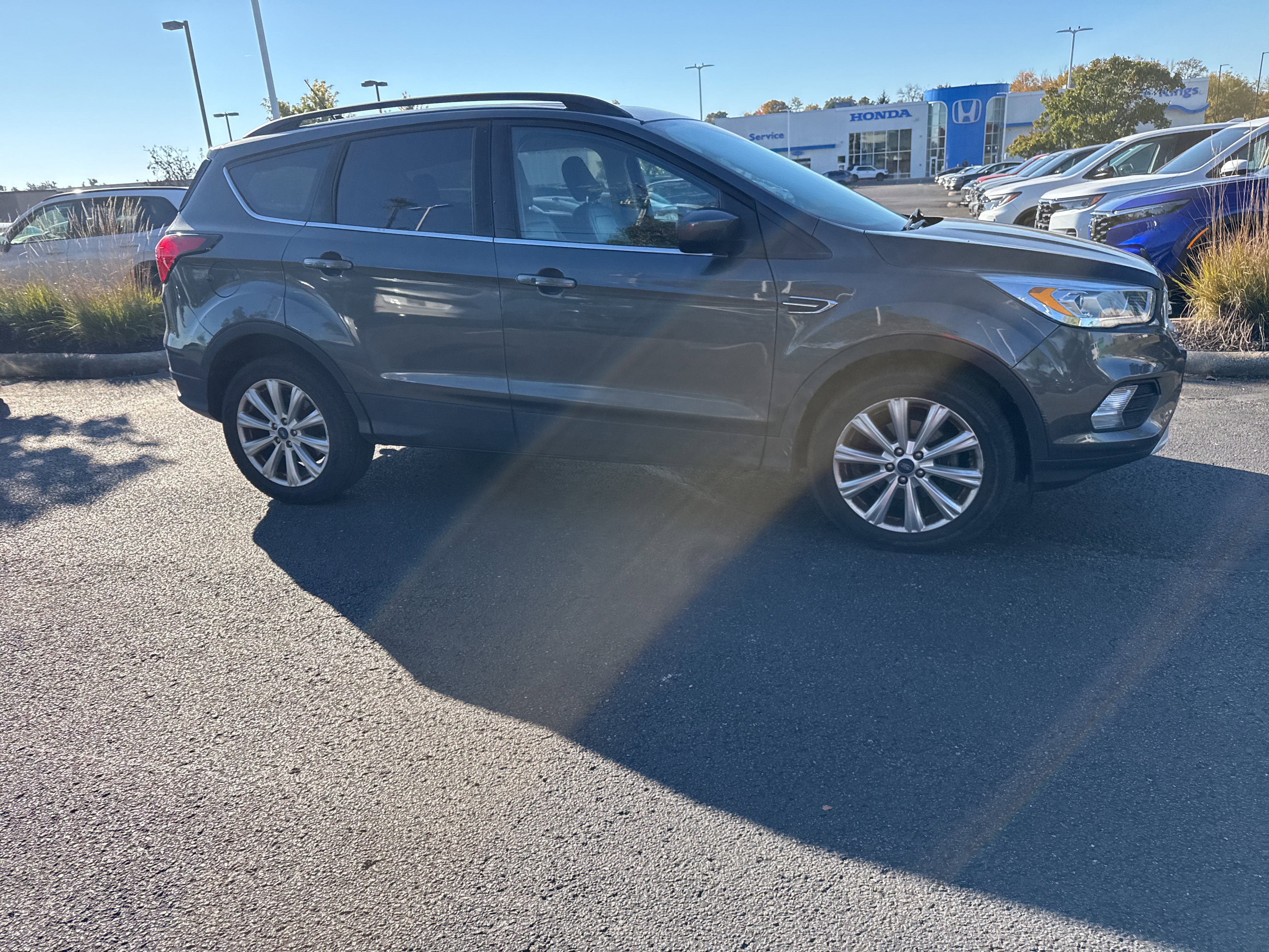 Used 2019 Ford Escape SEL FWD image 17