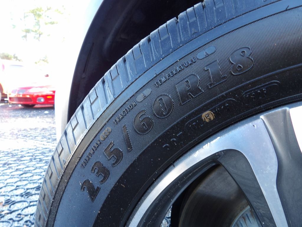 Used 2021 Mercedes-Benz GLC 300 4MATIC image 28