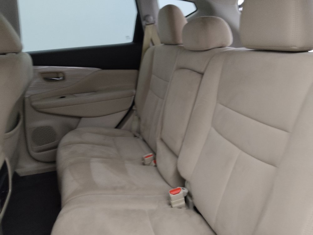 Used 2016 Nissan Murano S FWD image 18