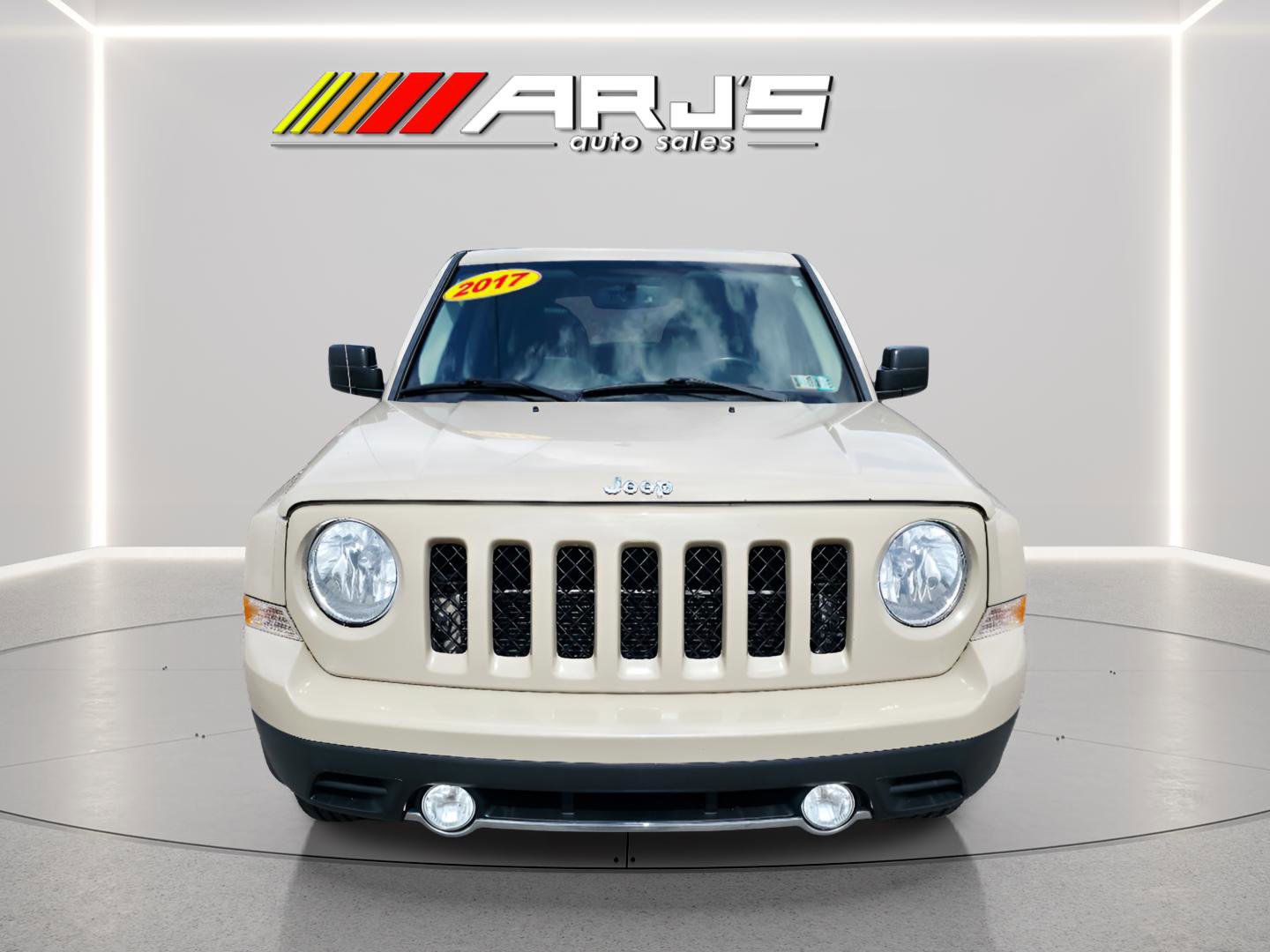 Used 2017 Jeep Patriot High Altitude image 5