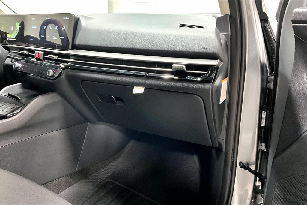 New 2026 Kia Sportage LX FWD image 9