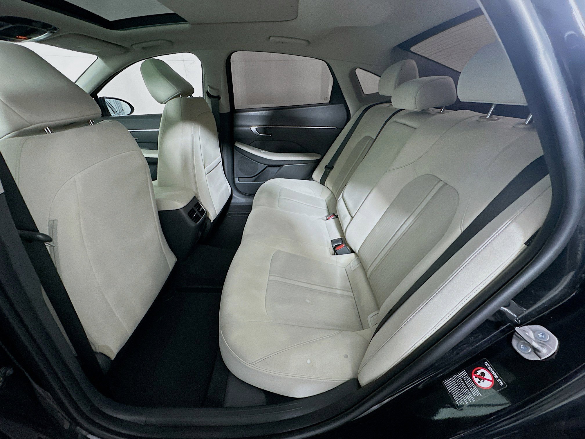 Used 2023 Hyundai Sonata SEL w/ Convenience Package FWD image 28