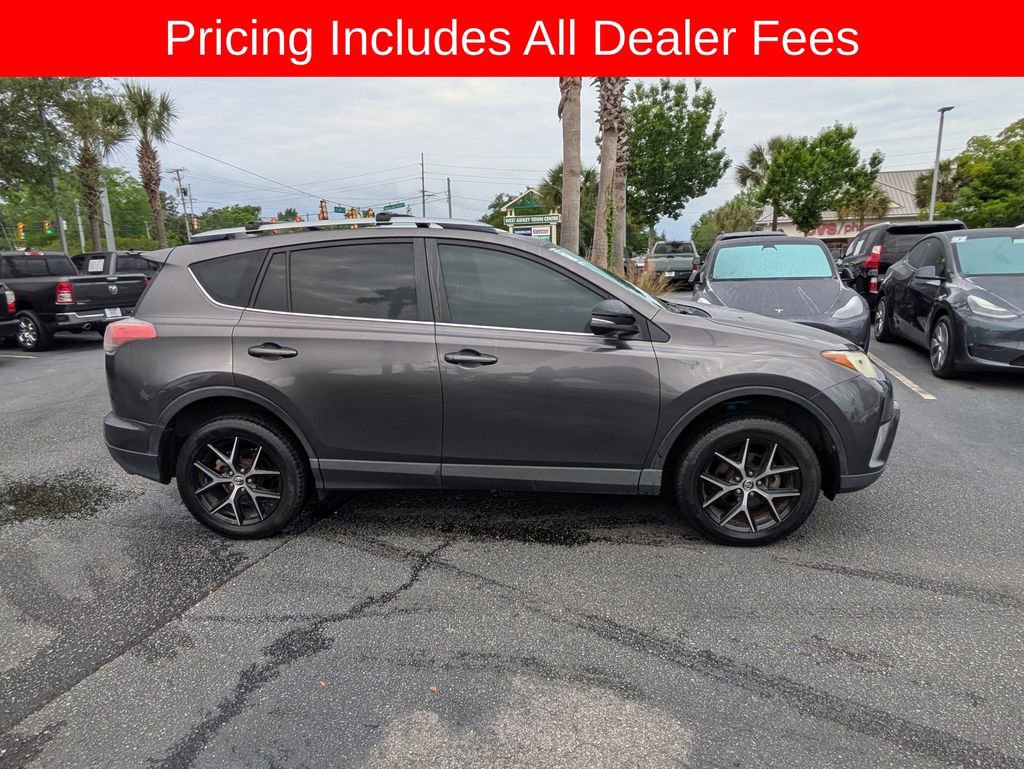 Used 2018 Toyota RAV4 SE w/ Power Extra Value Package FWD image 4