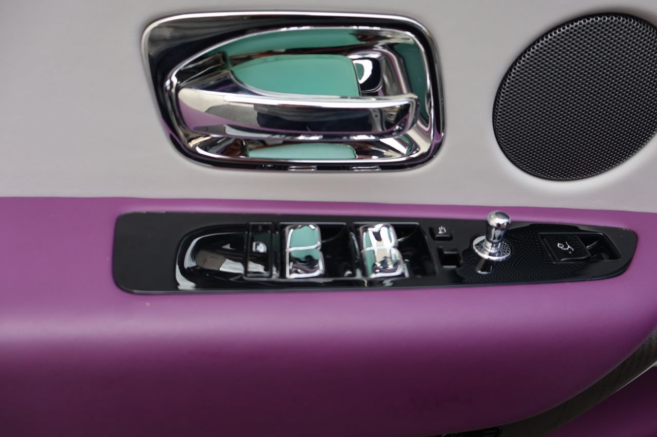 Certified 2024 Rolls-Royce Cullinan AWD/4WD image 31