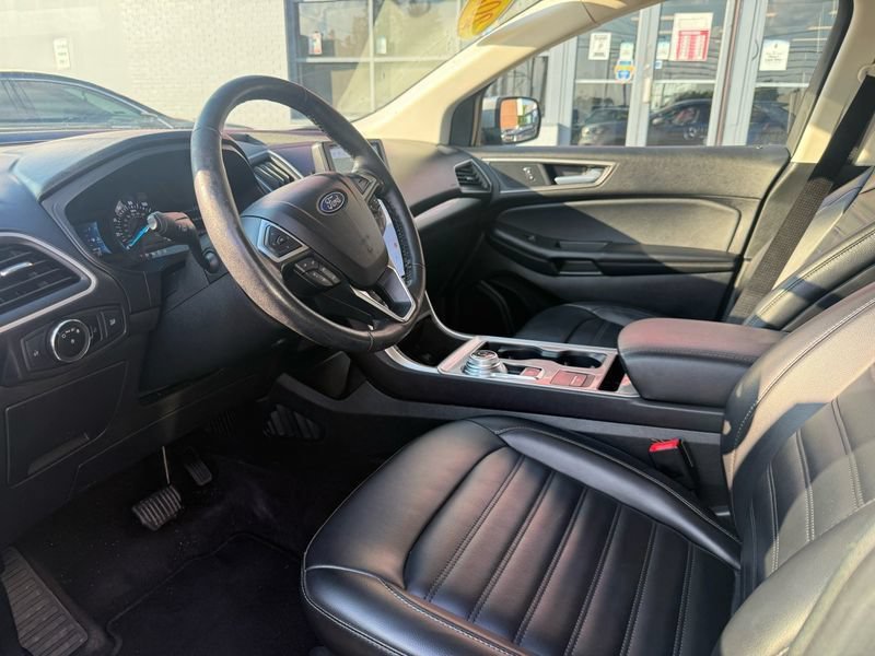 Used 2023 Ford Edge SEL AWD/4WD image 33