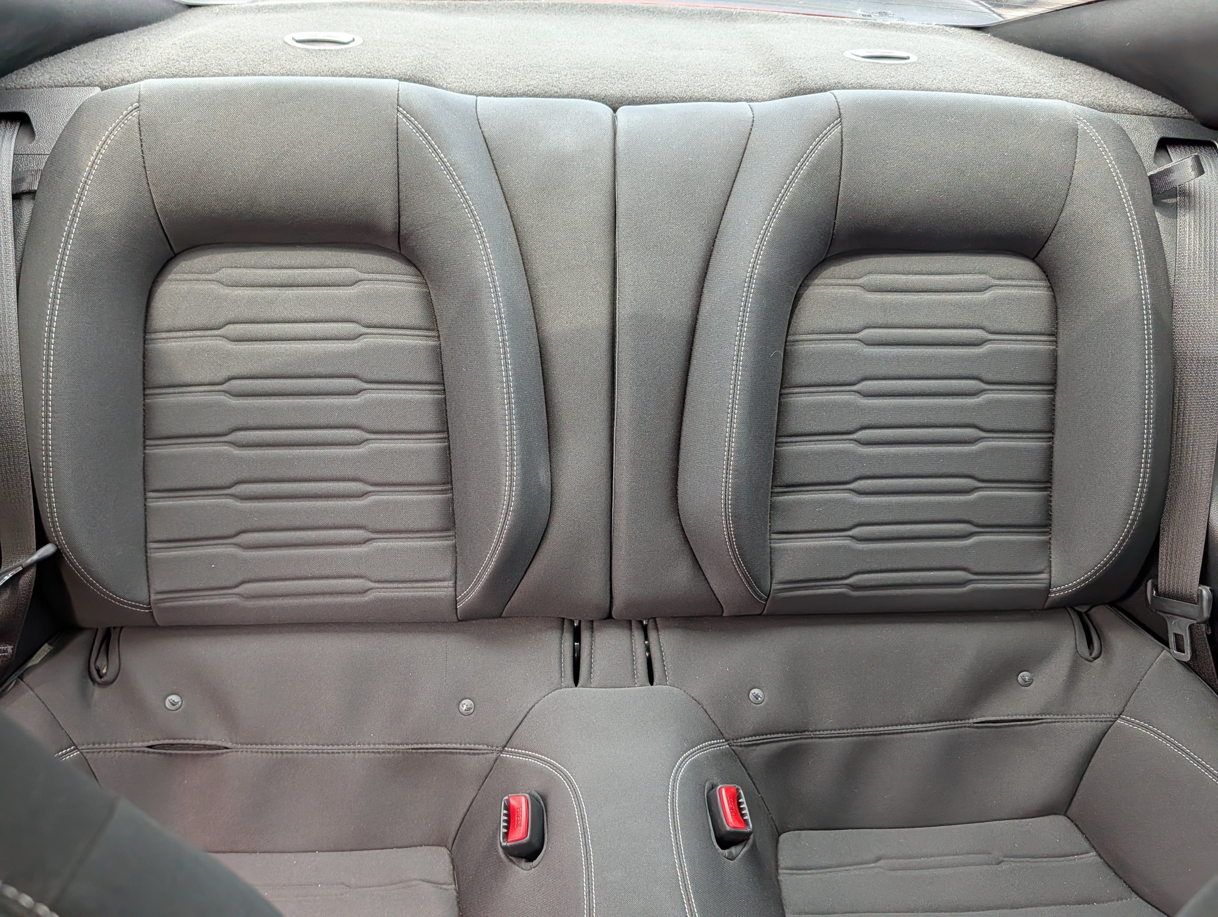 Used 2015 Ford Mustang GT RWD image 13