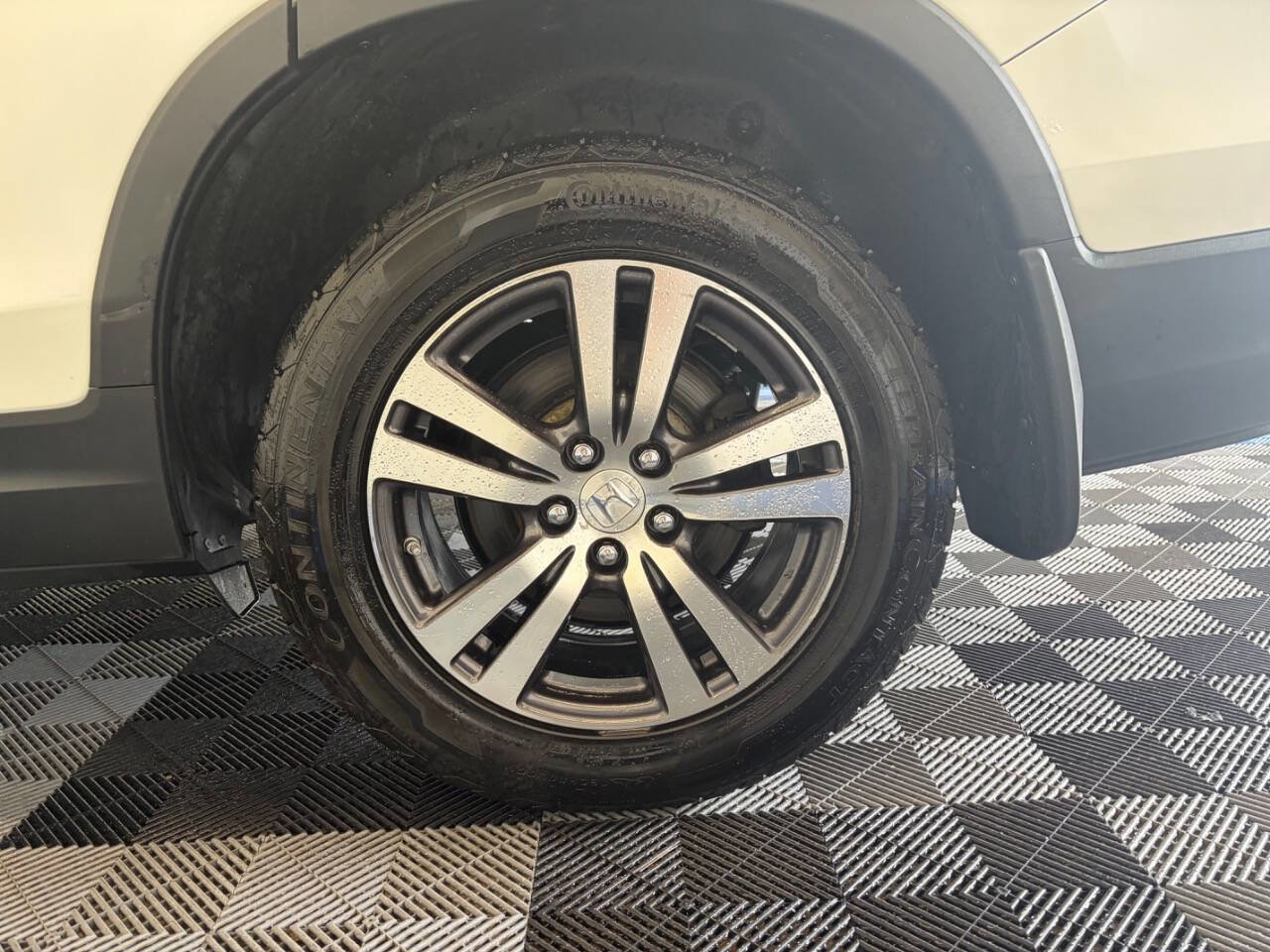 Used 2017 Honda Pilot EX-L image 31