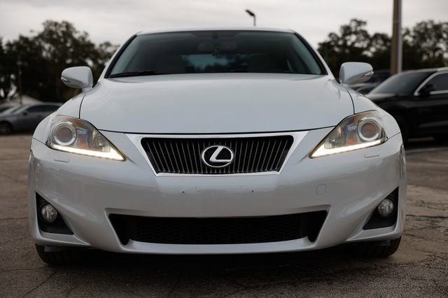 Used 2011 Lexus IS 350 4dr Sedan RWD image 22