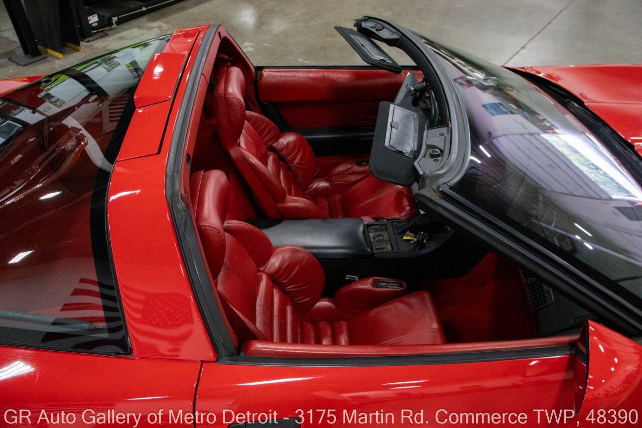 Used 1990 Chevrolet Corvette ZR-1 RWD image 15