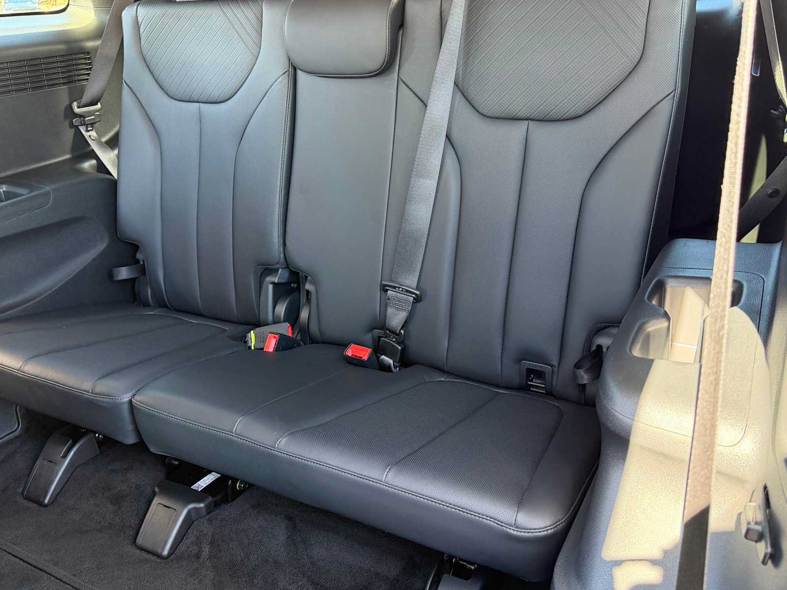 Used 2024 Hyundai Palisade SEL FWD image 26