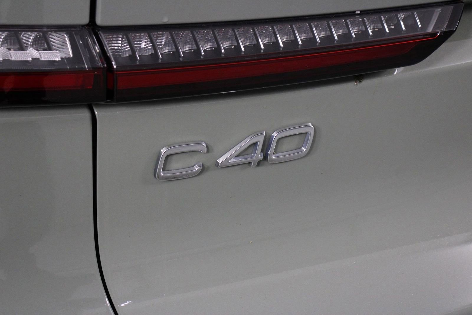 Used 2023 Volvo C40 P8 Recharge Ultimate AWD/4WD image 19
