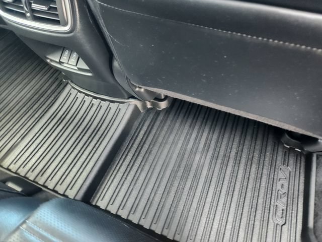 Used 2020 Honda CR-V Touring image 8