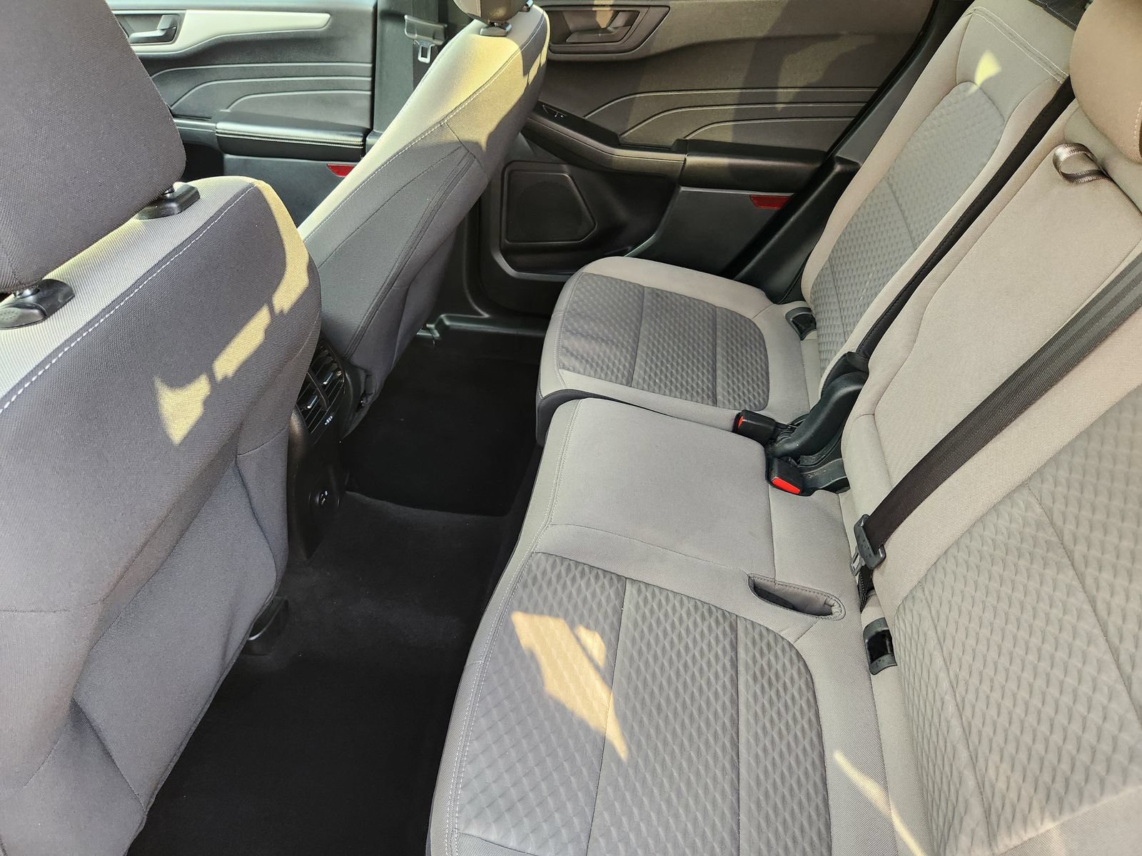 Used 2022 Ford Escape SE w/ Convenience Package AWD/4WD image 39