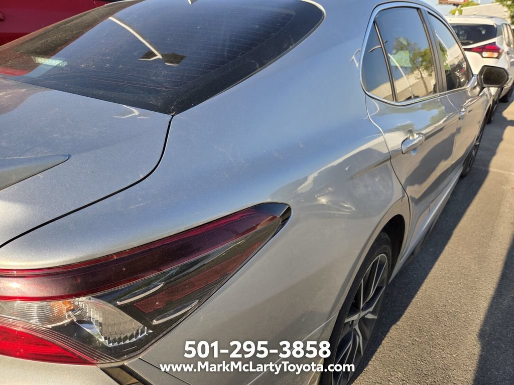 Used 2023 Toyota Camry SE FWD image 6