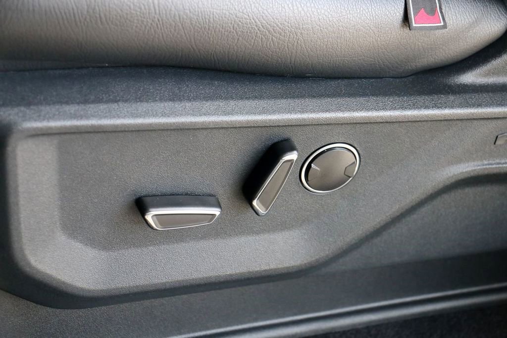 New 2025 Ford F150 Lariat w/ Equipment Group 502A High image 21