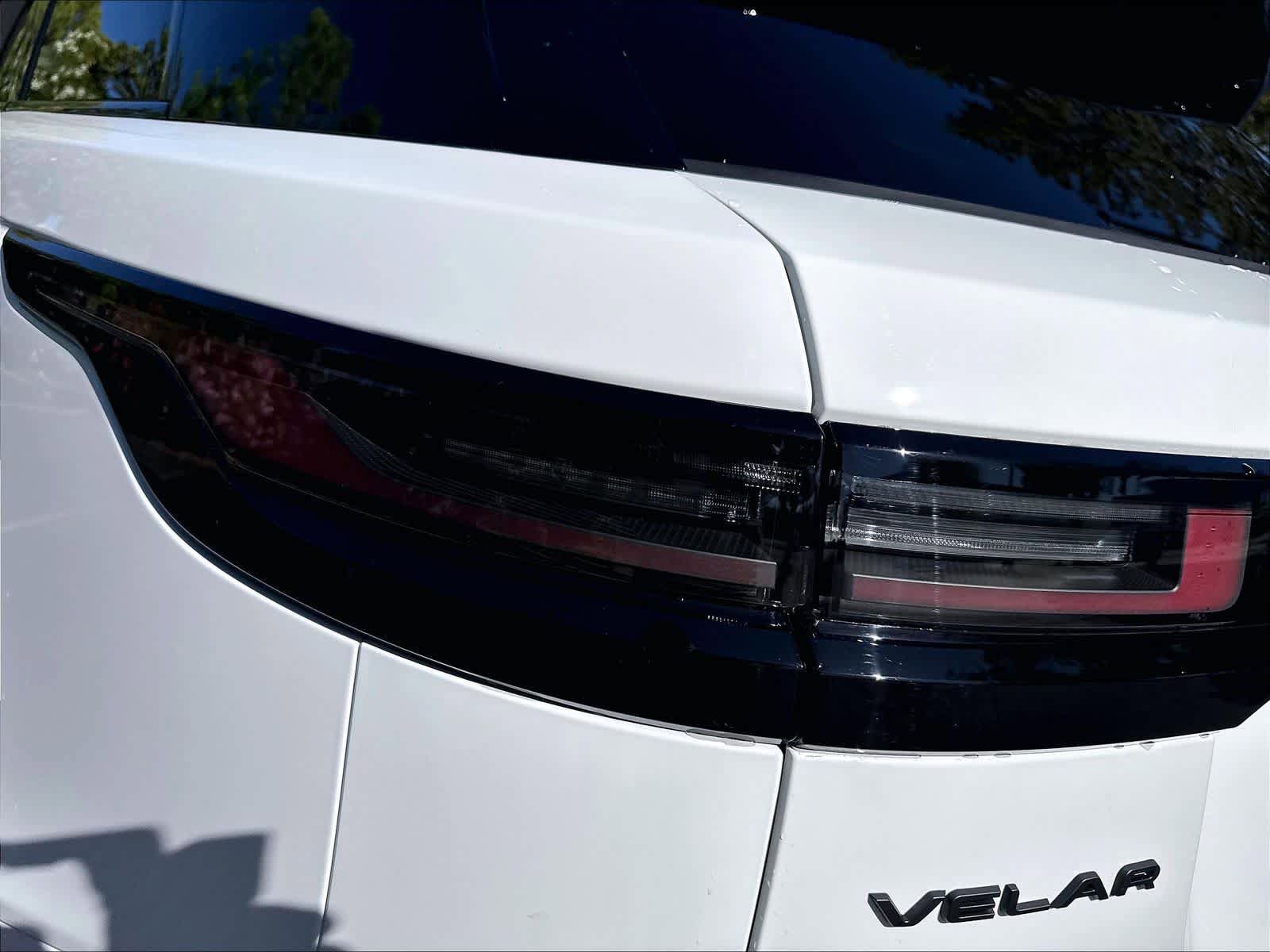 New 2026 Land Rover Range Rover Velar Dynamic SE AWD/4WD image 25