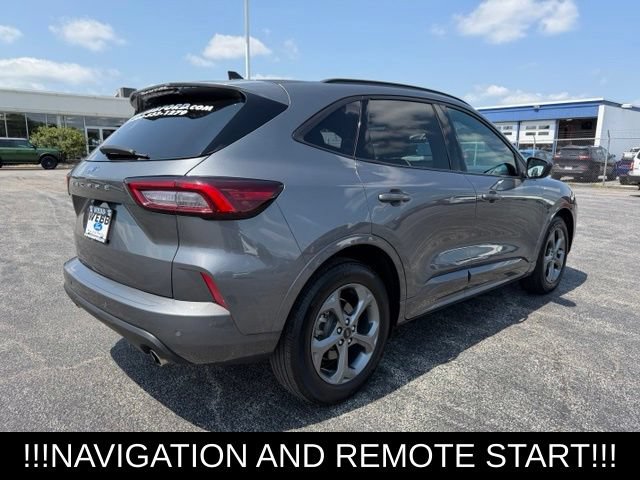 Used 2023 Ford Escape ST-Line w/ Tech Pack #1 FWD image 9